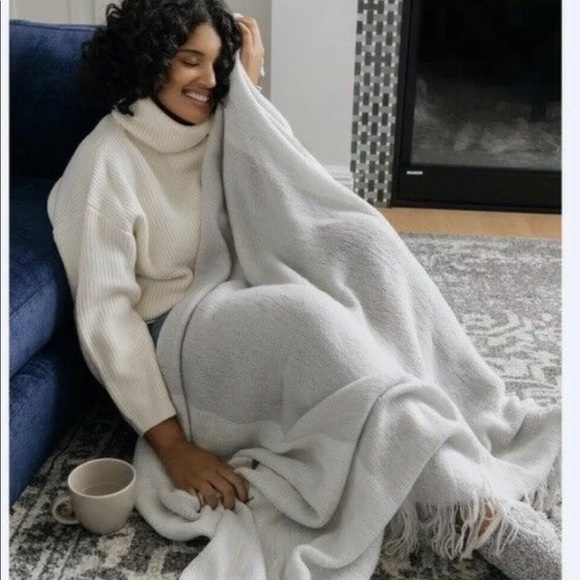 πHPπ Mark & Grahm Colorblock Throw in Gray/Ivory - Picture 1 of 4